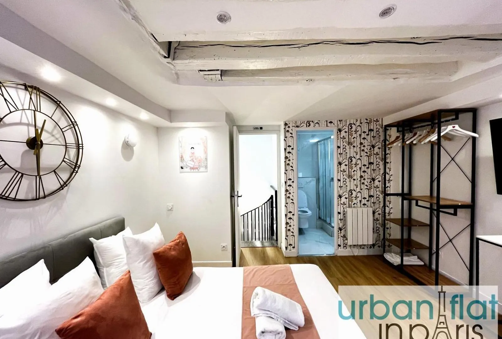 Urban Flat 179 - Pretty Loft Montorgueil Apartment Paris